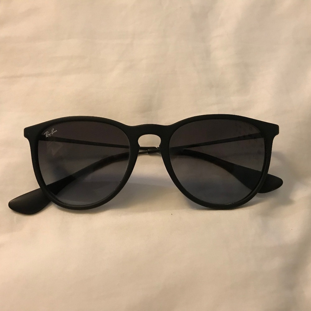 Ray-Ban Black Erika Classic Sunglasses